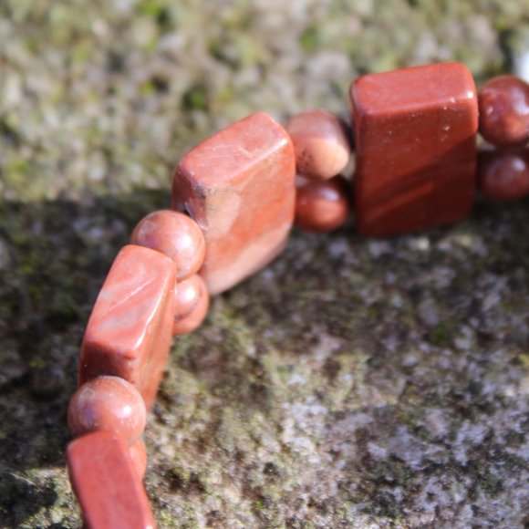 Natural GemStone Red Jade Jasper Bracelet - Picture 4 of 5